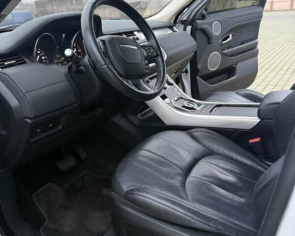 Белый Ленд Ровер Рендж Ровер Эвок, объемом двигателя 2.2 л и пробегом 110 тыс. км за 18999 $, фото 15 на Automoto.ua