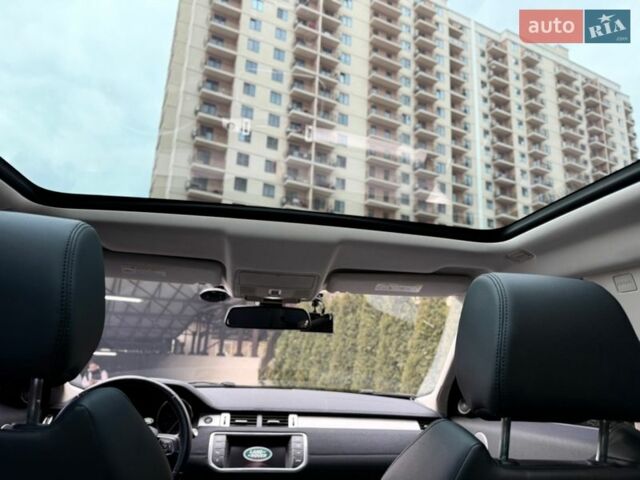 Белый Ленд Ровер Рендж Ровер Эвок, объемом двигателя 2.18 л и пробегом 87 тыс. км за 21000 $, фото 21 на Automoto.ua