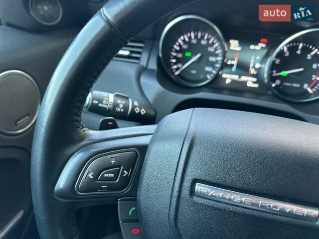 Белый Ленд Ровер Рендж Ровер Эвок, объемом двигателя 2 л и пробегом 85 тыс. км за 16999 $, фото 17 на Automoto.ua
