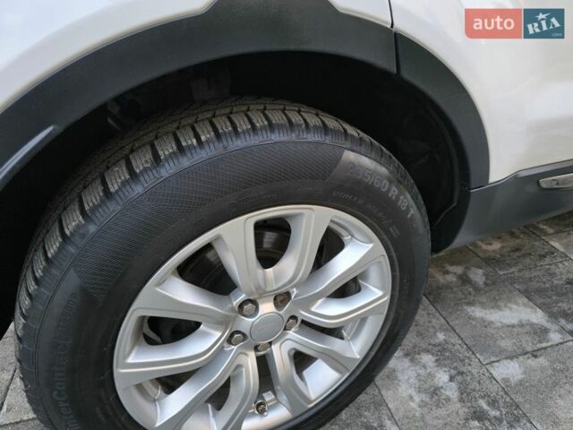 Білий Ленд Ровер Рендж Ровер Евок, об'ємом двигуна 2 л та пробігом 120 тис. км за 14600 $, фото 62 на Automoto.ua