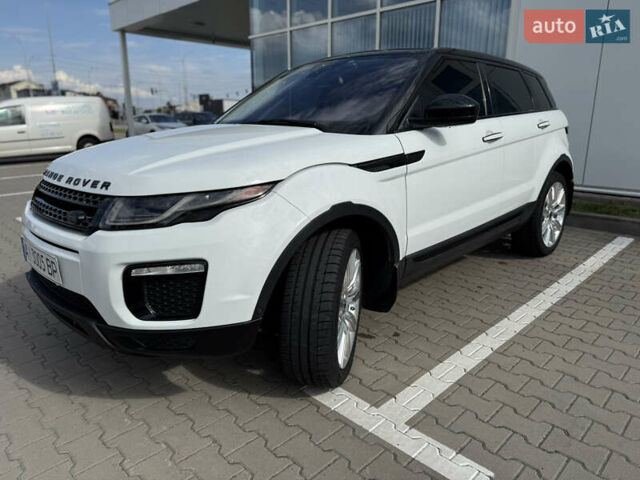 Ленд Ровер Рендж Ровер Эвок 2015 в Киеве на Automoto.ua Белый Ленд Ровер Рендж Ровер Эвок, объемом двигателя 2 л и пробегом 135 тыс. км за 21000 $, фото 2 на Automoto.ua