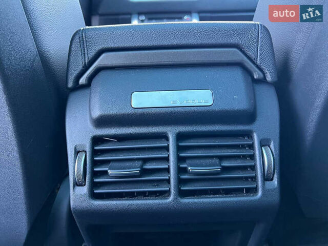 Белый Ленд Ровер Рендж Ровер Эвок, объемом двигателя 2 л и пробегом 84 тыс. км за 17800 $, фото 19 на Automoto.ua