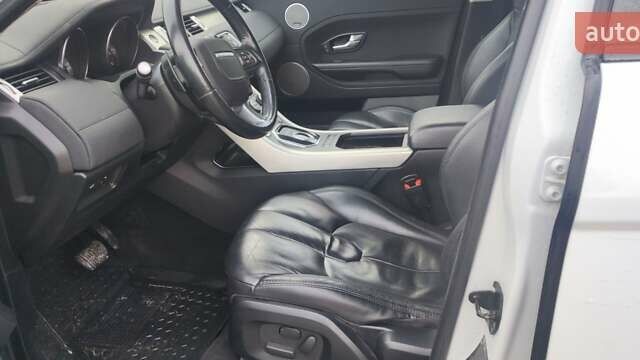 Білий Ленд Ровер Рендж Ровер Евок, об'ємом двигуна 2.18 л та пробігом 149 тис. км за 22550 $, фото 3 на Automoto.ua