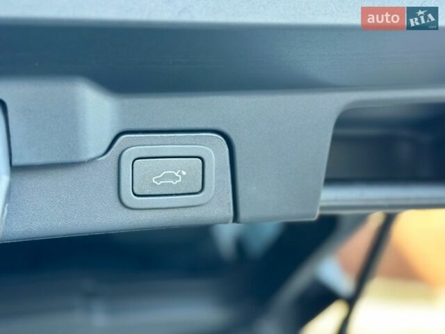 Белый Ленд Ровер Рендж Ровер Эвок, объемом двигателя 2 л и пробегом 85 тыс. км за 16999 $, фото 39 на Automoto.ua