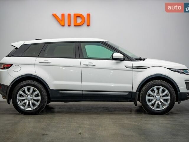 Белый Ленд Ровер Рендж Ровер Эвок, объемом двигателя 2.2 л и пробегом 113 тыс. км за 20724 $, фото 3 на Automoto.ua