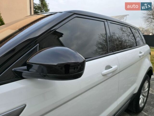 Білий Ленд Ровер Рендж Ровер Евок, об'ємом двигуна 2 л та пробігом 120 тис. км за 14600 $, фото 53 на Automoto.ua