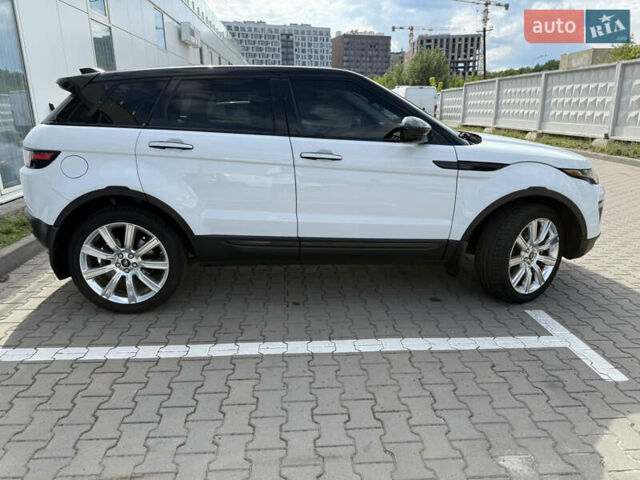 Ленд Ровер Рендж Ровер Эвок 2015 в Киеве на Automoto.ua Белый Ленд Ровер Рендж Ровер Эвок, объемом двигателя 2 л и пробегом 135 тыс. км за 21000 $, фото 6 на Automoto.ua