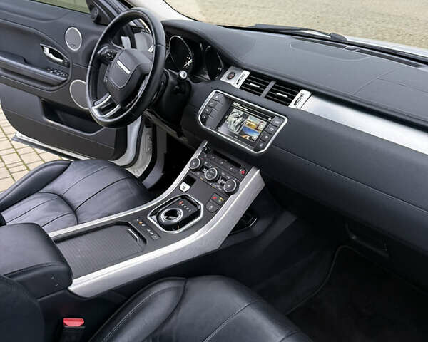 Белый Ленд Ровер Рендж Ровер Эвок, объемом двигателя 2.2 л и пробегом 110 тыс. км за 18999 $, фото 14 на Automoto.ua