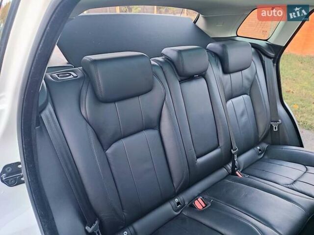 Белый Ленд Ровер Рендж Ровер Эвок, объемом двигателя 2.18 л и пробегом 82 тыс. км за 25300 $, фото 33 на Automoto.ua