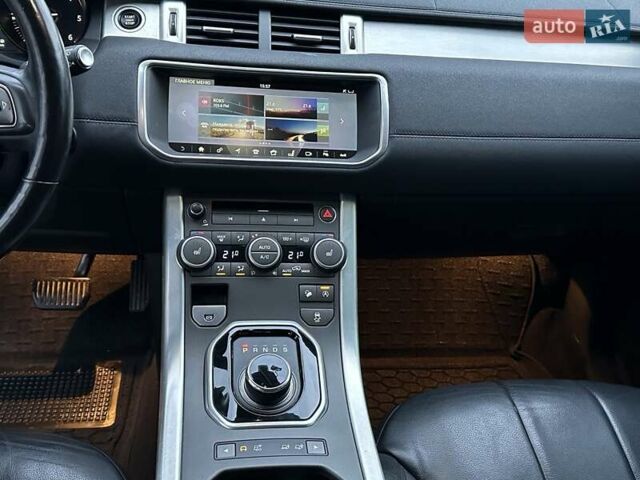 Білий Ленд Ровер Рендж Ровер Евок, об'ємом двигуна 2 л та пробігом 88 тис. км за 19999 $, фото 39 на Automoto.ua
