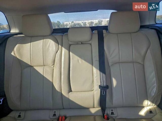 Белый Ленд Ровер Рендж Ровер Эвок, объемом двигателя 2 л и пробегом 118 тыс. км за 3500 $, фото 9 на Automoto.ua