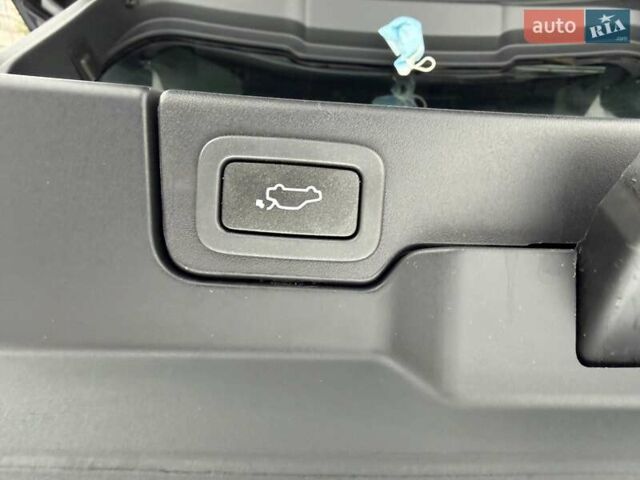 Белый Ленд Ровер Рендж Ровер Эвок, объемом двигателя 2.18 л и пробегом 83 тыс. км за 23000 $, фото 32 на Automoto.ua