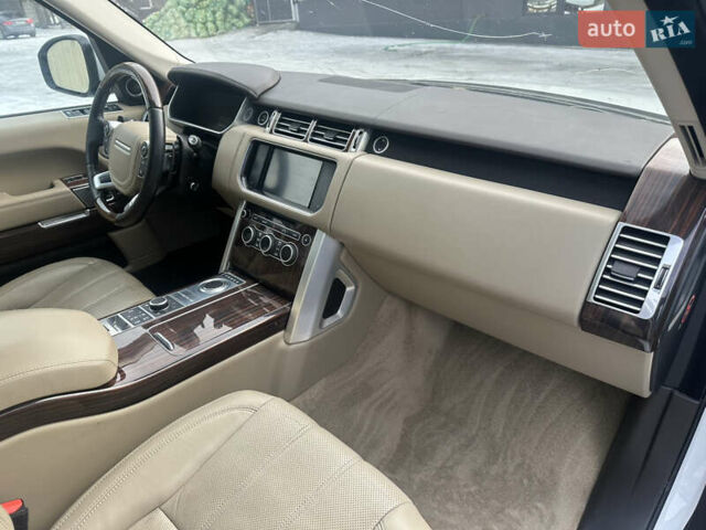 Білий Ленд Ровер Рендж Ровер Евок, об'ємом двигуна 3 л та пробігом 190 тис. км за 21999 $, фото 17 на Automoto.ua