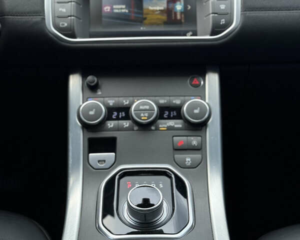 Белый Ленд Ровер Рендж Ровер Эвок, объемом двигателя 2.2 л и пробегом 90 тыс. км за 22999 $, фото 23 на Automoto.ua