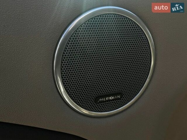 Білий Ленд Ровер Рендж Ровер Евок, об'ємом двигуна 2 л та пробігом 184 тис. км за 18780 $, фото 15 на Automoto.ua