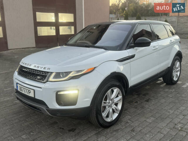 Белый Ленд Ровер Рендж Ровер Эвок, объемом двигателя 2 л и пробегом 150 тыс. км за 14800 $, фото 4 на Automoto.ua