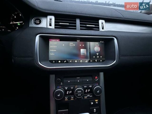 Білий Ленд Ровер Рендж Ровер Евок, об'ємом двигуна 2 л та пробігом 88 тис. км за 19999 $, фото 40 на Automoto.ua