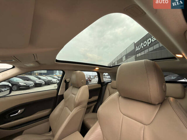 Білий Ленд Ровер Рендж Ровер Евок, об'ємом двигуна 2 л та пробігом 68 тис. км за 20990 $, фото 18 на Automoto.ua