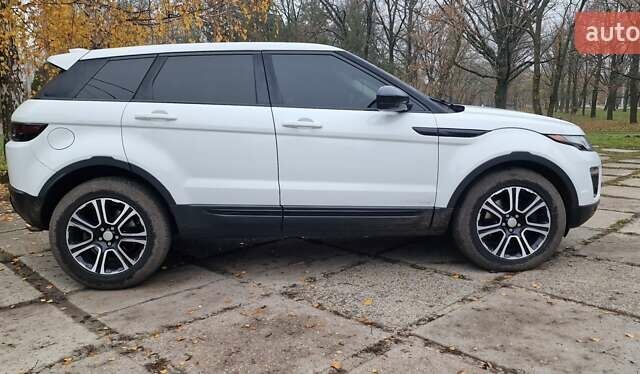 Белый Ленд Ровер Рендж Ровер Эвок, объемом двигателя 2 л и пробегом 86 тыс. км за 26200 $, фото 7 на Automoto.ua