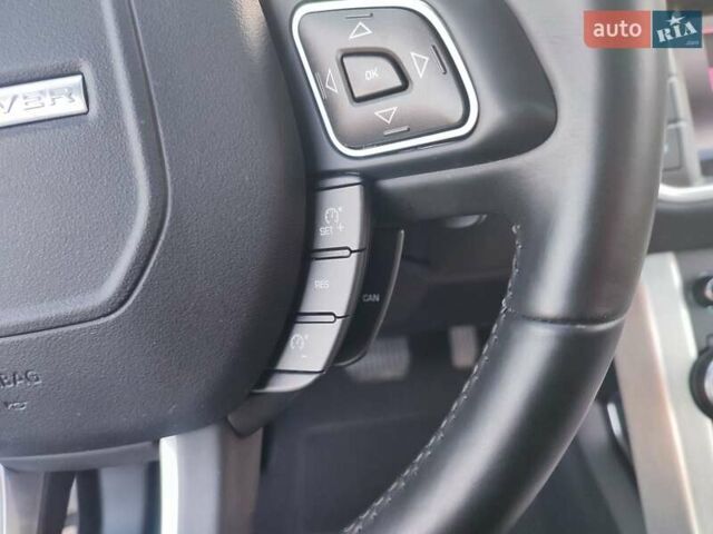 Белый Ленд Ровер Рендж Ровер Эвок, объемом двигателя 2.18 л и пробегом 82 тыс. км за 25300 $, фото 21 на Automoto.ua