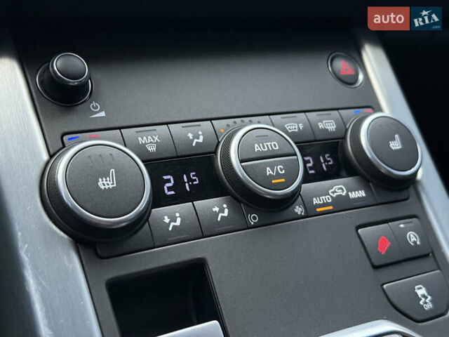 Белый Ленд Ровер Рендж Ровер Эвок, объемом двигателя 2.2 л и пробегом 90 тыс. км за 22999 $, фото 25 на Automoto.ua