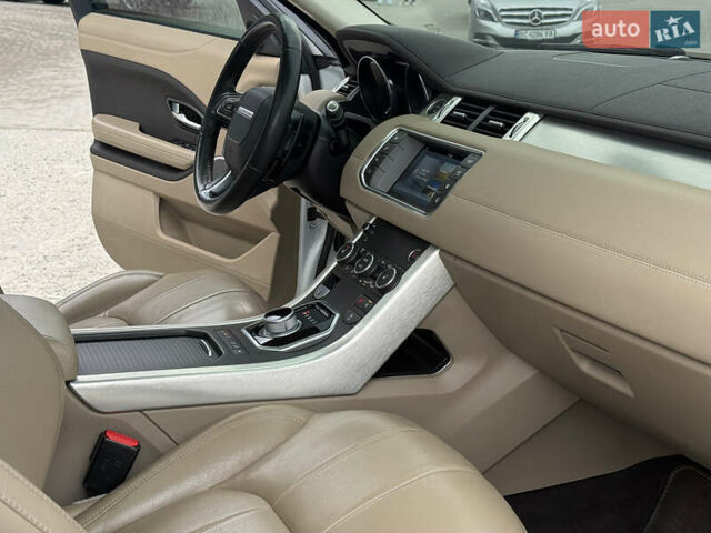 Білий Ленд Ровер Рендж Ровер Евок, об'ємом двигуна 2 л та пробігом 68 тис. км за 20990 $, фото 19 на Automoto.ua