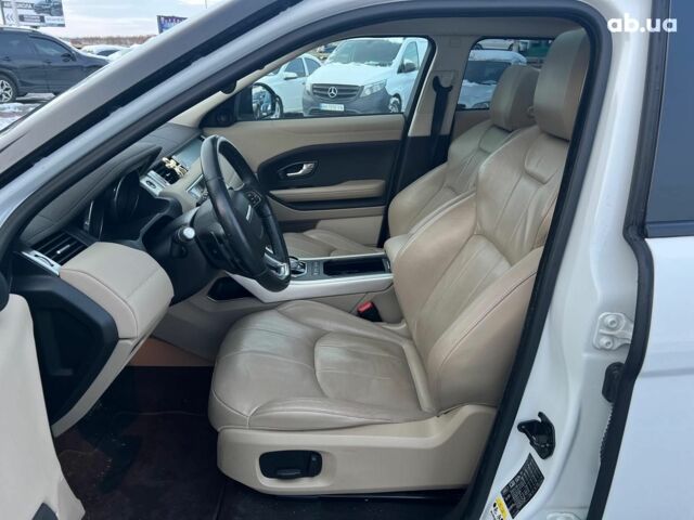 Белый Ленд Ровер Рендж Ровер Эвок, объемом двигателя 2 л и пробегом 68 тыс. км за 23490 $, фото 16 на Automoto.ua