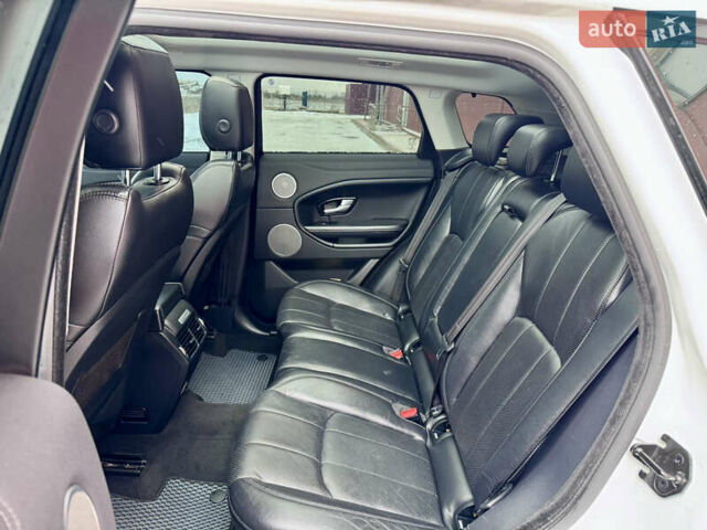 Белый Ленд Ровер Рендж Ровер Эвок, объемом двигателя 2 л и пробегом 179 тыс. км за 24700 $, фото 29 на Automoto.ua