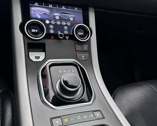 Білий Ленд Ровер Рендж Ровер Евок, об'ємом двигуна 2 л та пробігом 180 тис. км за 23200 $, фото 16 на Automoto.ua