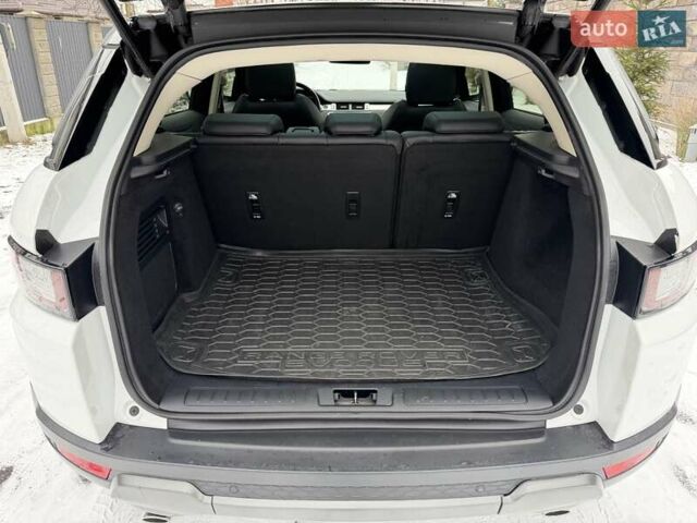 Білий Ленд Ровер Рендж Ровер Евок, об'ємом двигуна 2.18 л та пробігом 83 тис. км за 22500 $, фото 31 на Automoto.ua