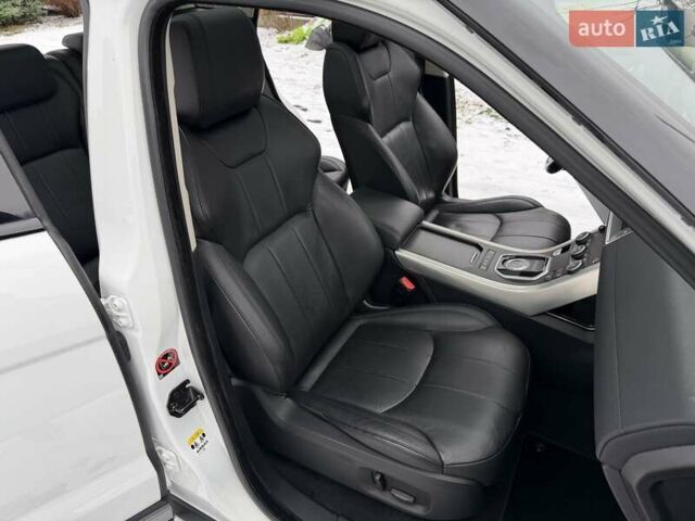 Белый Ленд Ровер Рендж Ровер Эвок, объемом двигателя 2.18 л и пробегом 83 тыс. км за 23000 $, фото 27 на Automoto.ua