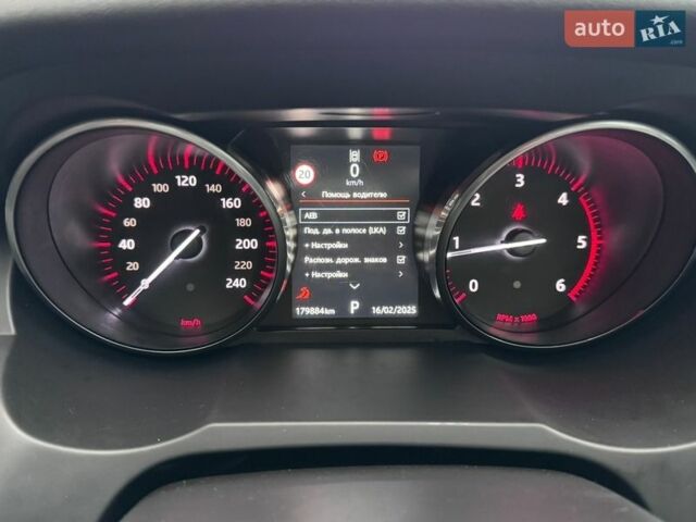 Белый Ленд Ровер Рендж Ровер Эвок, объемом двигателя 2 л и пробегом 184 тыс. км за 22500 $, фото 17 на Automoto.ua