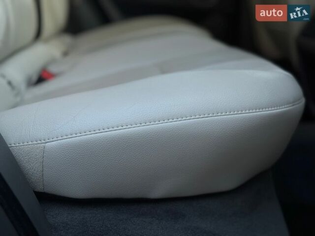 Білий Ленд Ровер Рендж Ровер Евок, об'ємом двигуна 2 л та пробігом 159 тис. км за 18999 $, фото 26 на Automoto.ua