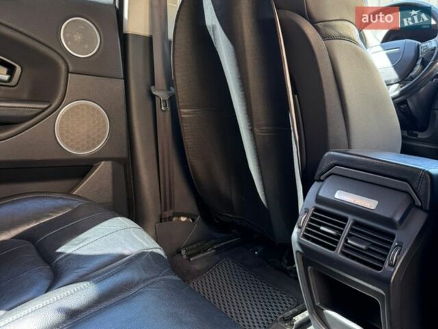 Білий Ленд Ровер Рендж Ровер Евок, об'ємом двигуна 2 л та пробігом 124 тис. км за 20500 $, фото 9 на Automoto.ua