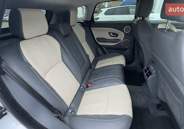 Білий Ленд Ровер Рендж Ровер Евок, об'ємом двигуна 2 л та пробігом 165 тис. км за 15400 $, фото 14 на Automoto.ua