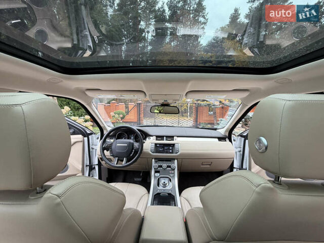 Белый Ленд Ровер Рендж Ровер Эвок, объемом двигателя 2 л и пробегом 56 тыс. км за 21300 $, фото 27 на Automoto.ua