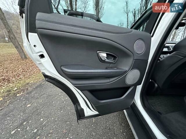 Білий Ленд Ровер Рендж Ровер Евок, об'ємом двигуна 2 л та пробігом 88 тис. км за 19999 $, фото 16 на Automoto.ua