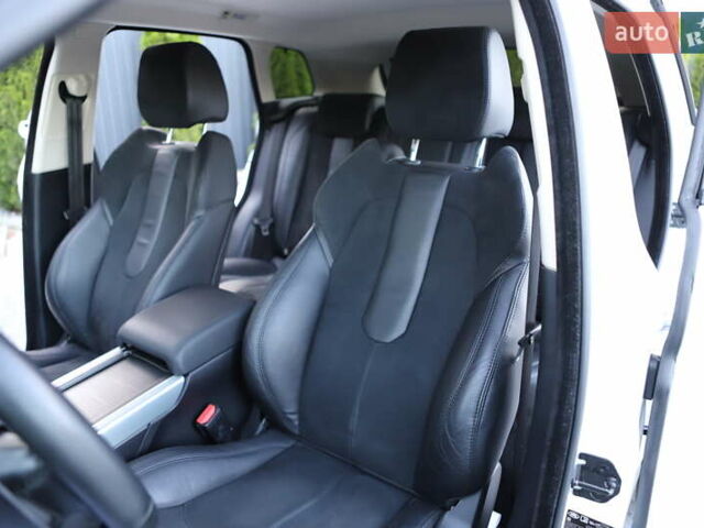 Білий Ленд Ровер Рендж Ровер Евок, об'ємом двигуна 2.2 л та пробігом 94 тис. км за 23899 $, фото 103 на Automoto.ua