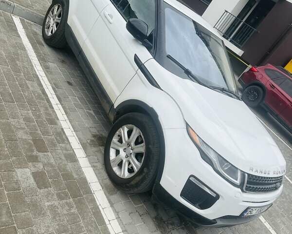 Белый Ленд Ровер Рендж Ровер Эвок, объемом двигателя 2 л и пробегом 73 тыс. км за 21500 $, фото 2 на Automoto.ua