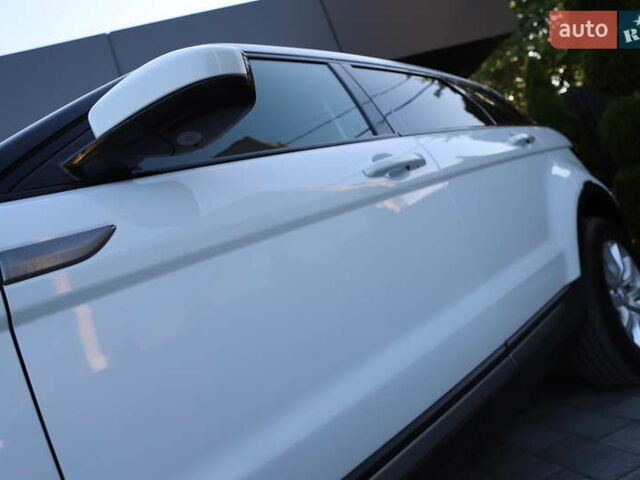 Білий Ленд Ровер Рендж Ровер Евок, об'ємом двигуна 2.2 л та пробігом 94 тис. км за 23899 $, фото 13 на Automoto.ua