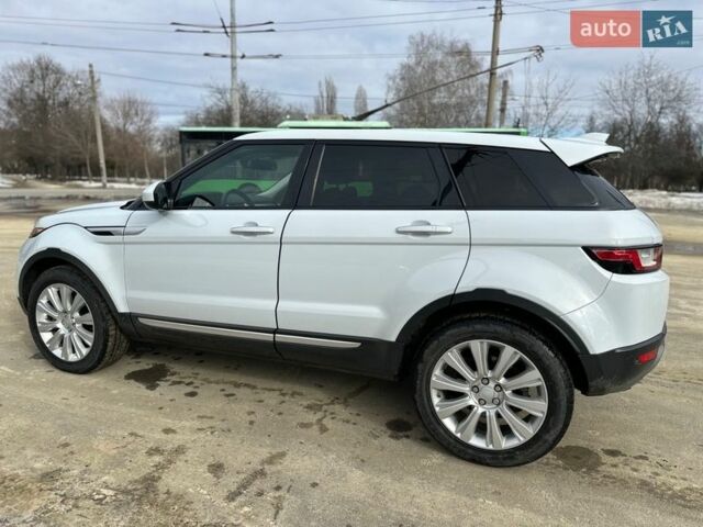 Білий Ленд Ровер Рендж Ровер Евок, об'ємом двигуна 2 л та пробігом 103 тис. км за 19000 $, фото 2 на Automoto.ua