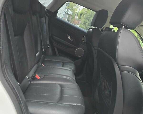 Белый Ленд Ровер Рендж Ровер Эвок, объемом двигателя 2 л и пробегом 127 тыс. км за 19900 $, фото 14 на Automoto.ua