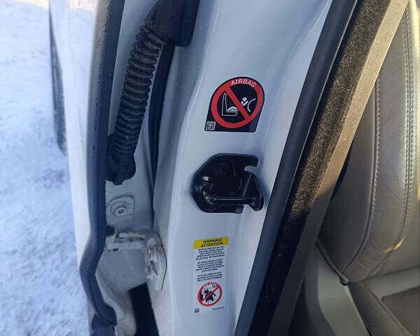 Белый Ленд Ровер Рендж Ровер Эвок, объемом двигателя 2 л и пробегом 87 тыс. км за 22900 $, фото 17 на Automoto.ua