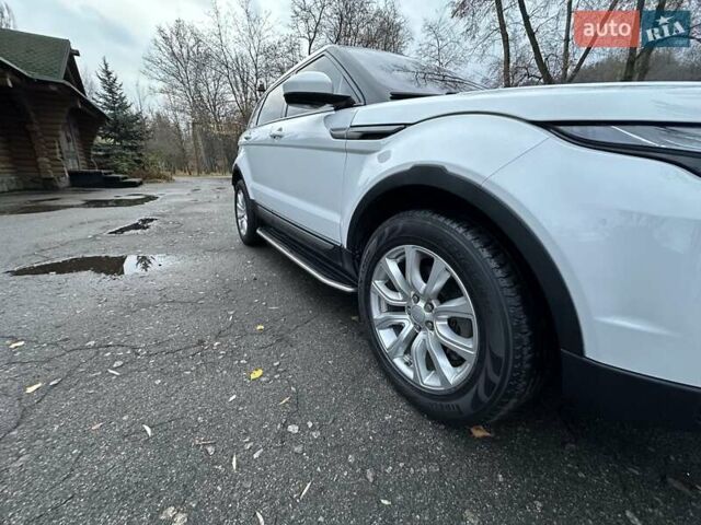 Білий Ленд Ровер Рендж Ровер Евок, об'ємом двигуна 2 л та пробігом 88 тис. км за 19999 $, фото 56 на Automoto.ua