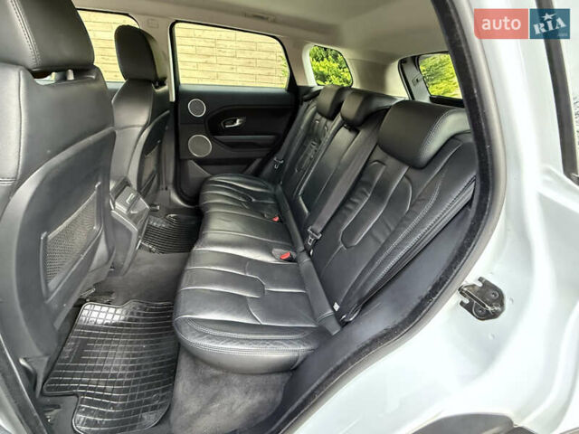 Білий Ленд Ровер Рендж Ровер Евок, об'ємом двигуна 2.18 л та пробігом 185 тис. км за 21000 $, фото 84 на Automoto.ua