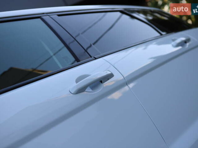 Білий Ленд Ровер Рендж Ровер Евок, об'ємом двигуна 2.2 л та пробігом 94 тис. км за 23899 $, фото 14 на Automoto.ua