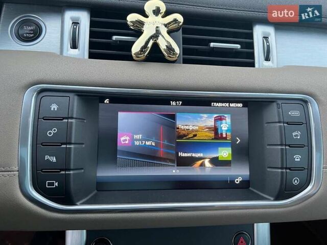 Белый Ленд Ровер Рендж Ровер Эвок, объемом двигателя 2 л и пробегом 68 тыс. км за 23490 $, фото 21 на Automoto.ua