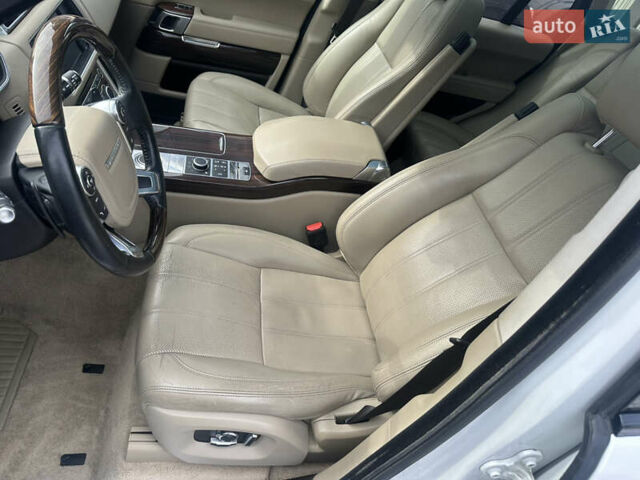 Білий Ленд Ровер Рендж Ровер Евок, об'ємом двигуна 3 л та пробігом 190 тис. км за 21999 $, фото 7 на Automoto.ua