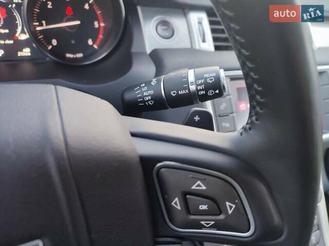 Белый Ленд Ровер Рендж Ровер Эвок, объемом двигателя 2.18 л и пробегом 82 тыс. км за 25300 $, фото 23 на Automoto.ua