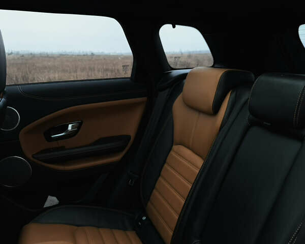 Білий Ленд Ровер Рендж Ровер Евок, об'ємом двигуна 2 л та пробігом 122 тис. км за 26999 $, фото 17 на Automoto.ua